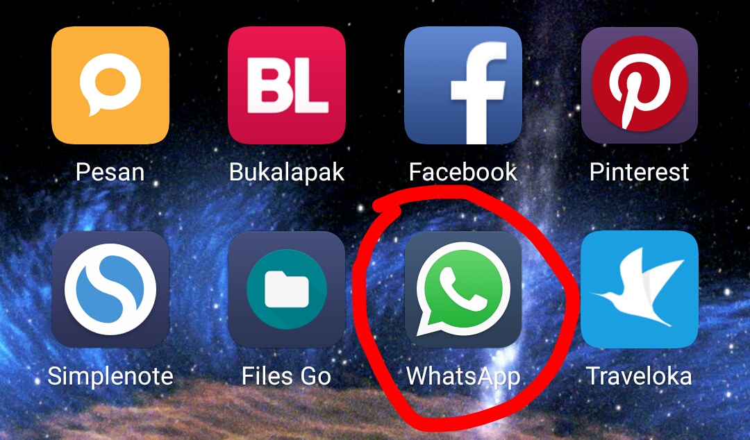 Cara Menyembunyikan Update Status Story Teman di WhatsApp 1