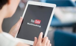 Cara Multitasking YouTube Tanpa Aplikasi Tambahan